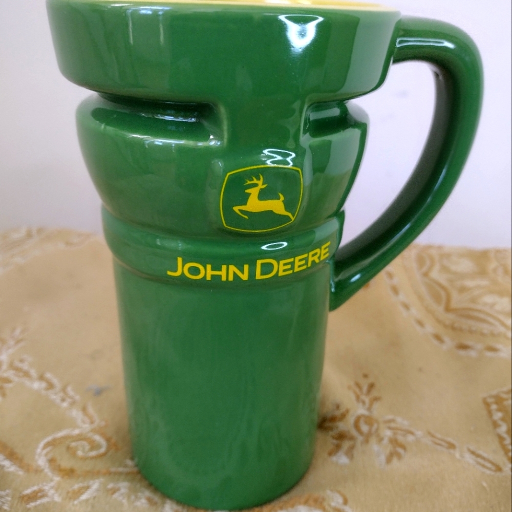 John Deere 6" Coffee Mug